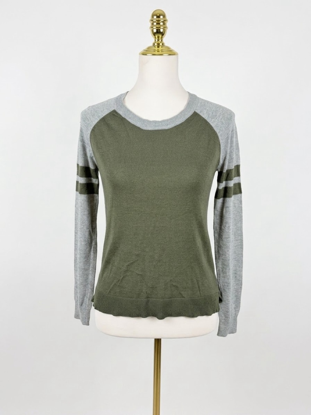 Pink Republic Colorblock Raglan Stripe Lightweight Knit Sweater Medium Olive Gry